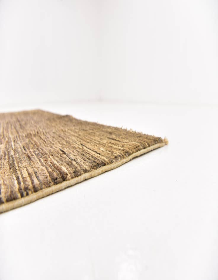 Detail image of  4' 10 x 6' 4  Hand Knotted Modern Ziegler Oriental Rug