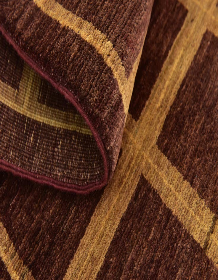 Detail image of  5' 4 x 7'  Hand Knotted Modern Ziegler Rug