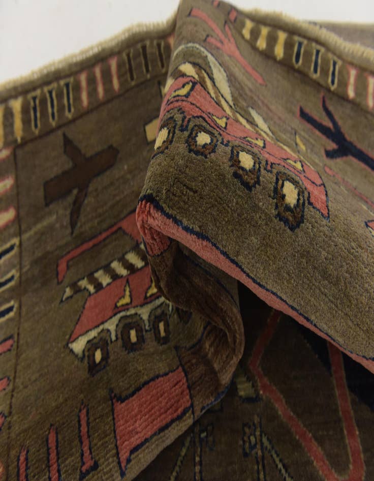 Detail image of  4' x 6'  Hand Knotted Modern Ziegler Rug