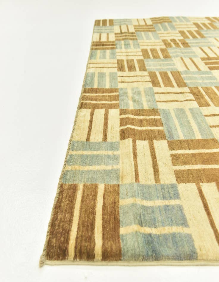 Detail image of  8' 2 x 9' 10  Hand Knotted Modern Ziegler Rug