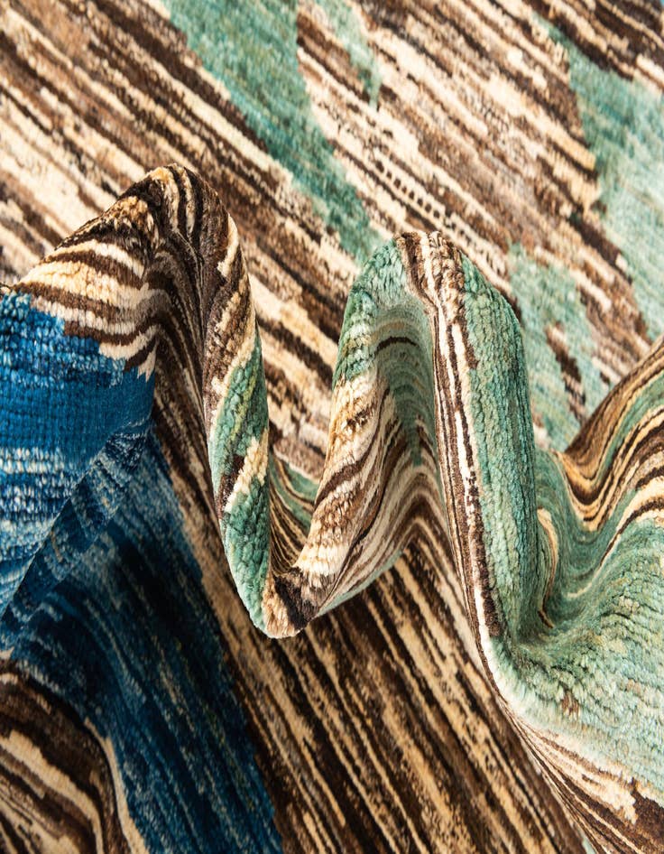 Detail image of  5' 11 x 7' 10  Hand Knotted Modern Ziegler Rug