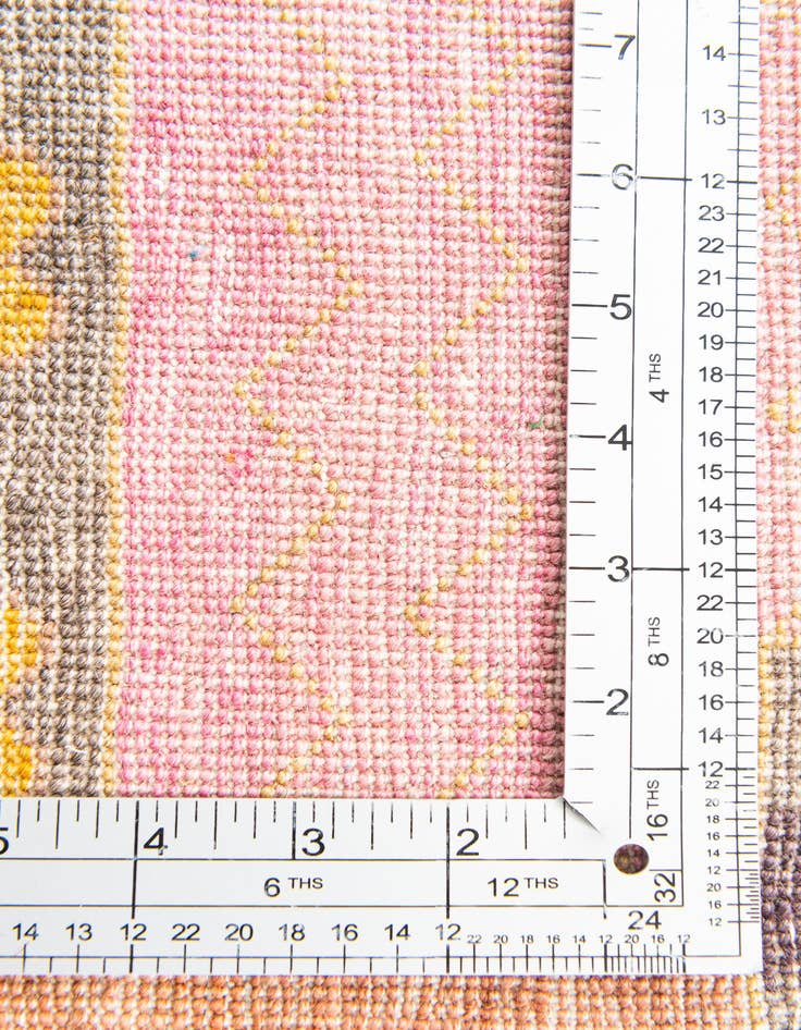 Detail image of  5' 8 x 7' 8  Hand Knotted Modern Ziegler Rug