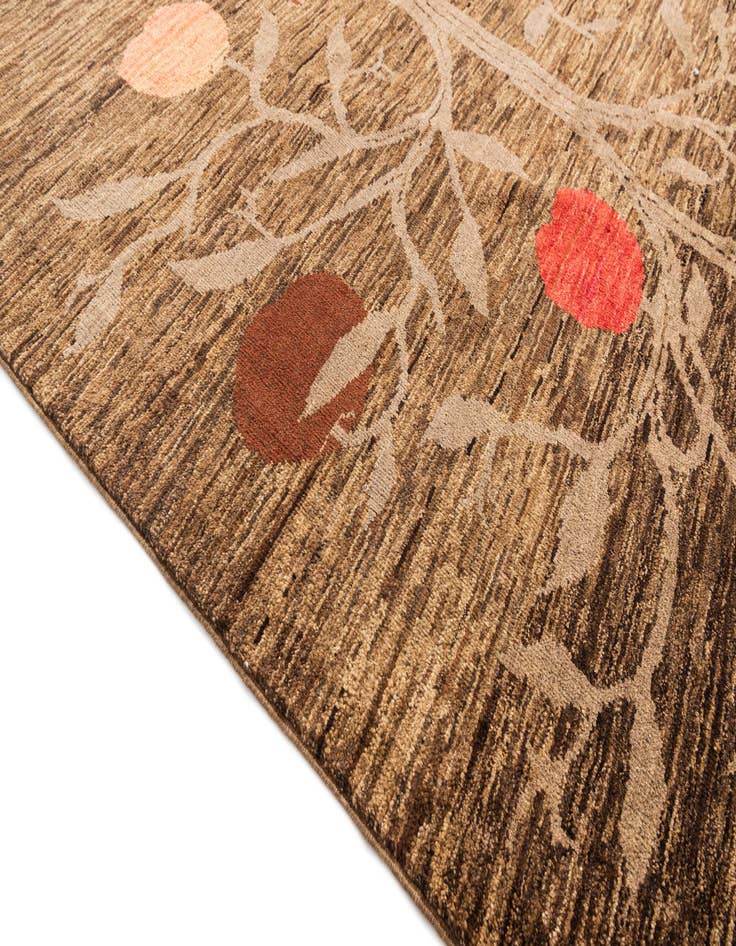 Detail image of  5' 3 x 6' 9  Hand Knotted Modern Ziegler Wool Rug