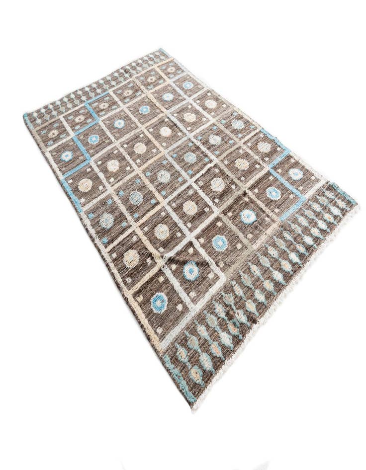 Detail image of  4' 1 x 6' 1  Hand Knotted Modern Ziegler Wool Rug