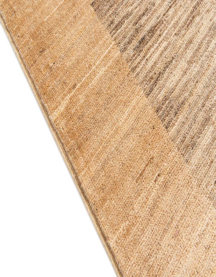 Detail image of  3' 9 x 6' 1  Hand Knotted Modern Ziegler Rug