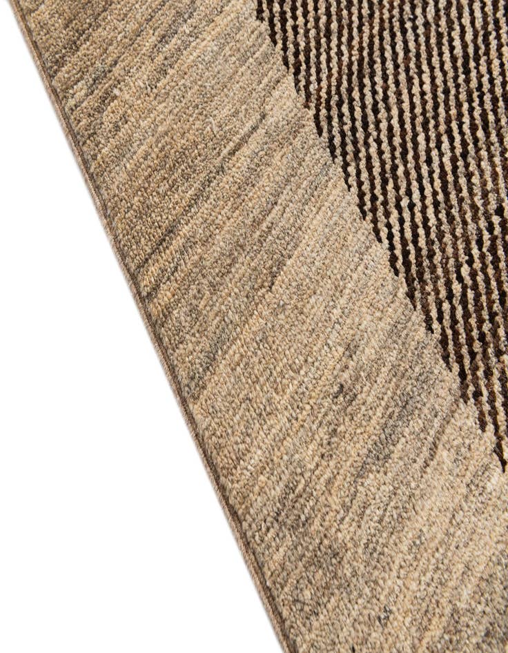 Detail image of  4' 7 x 6' 3  Hand Knotted Modern Ziegler Rug