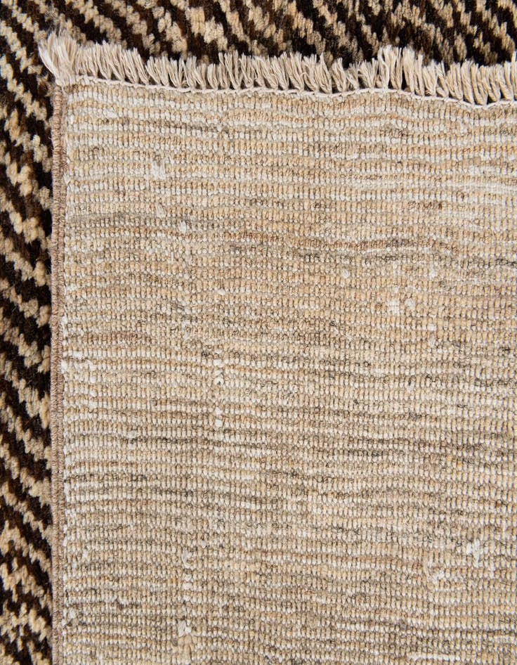 Detail image of  4' 7 x 6' 3  Hand Knotted Modern Ziegler Rug