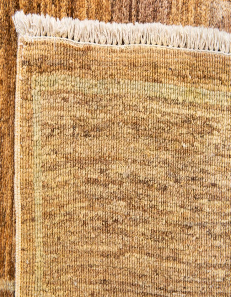 Detail image of  4' x 5' 10  Hand Knotted Modern Ziegler Rug