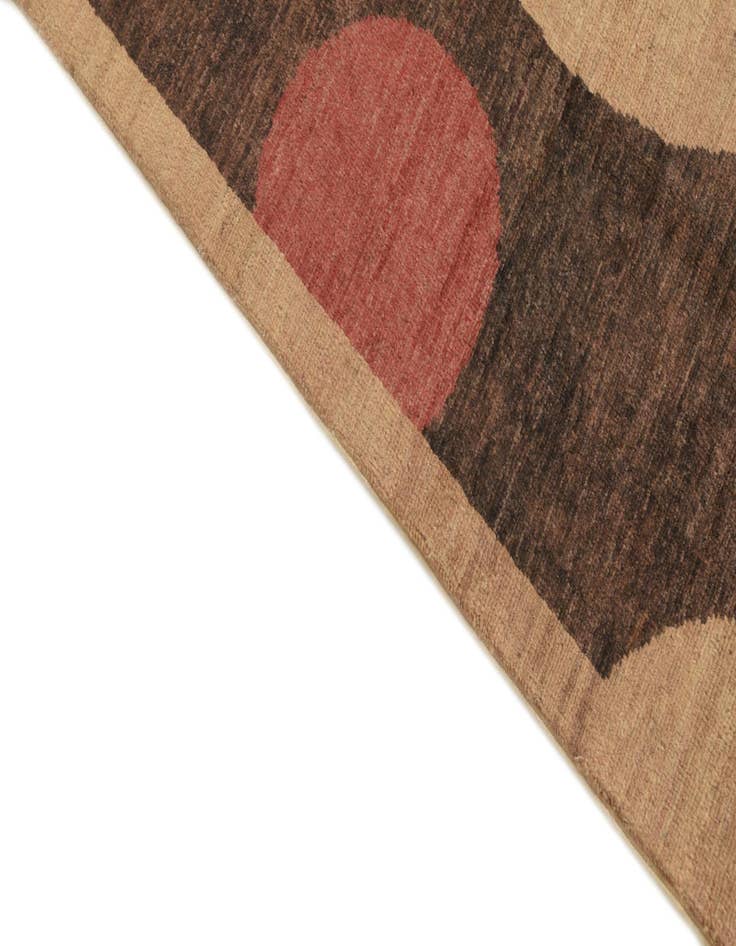 Detail image of  4' x 6'  Hand Knotted Modern Ziegler Rug
