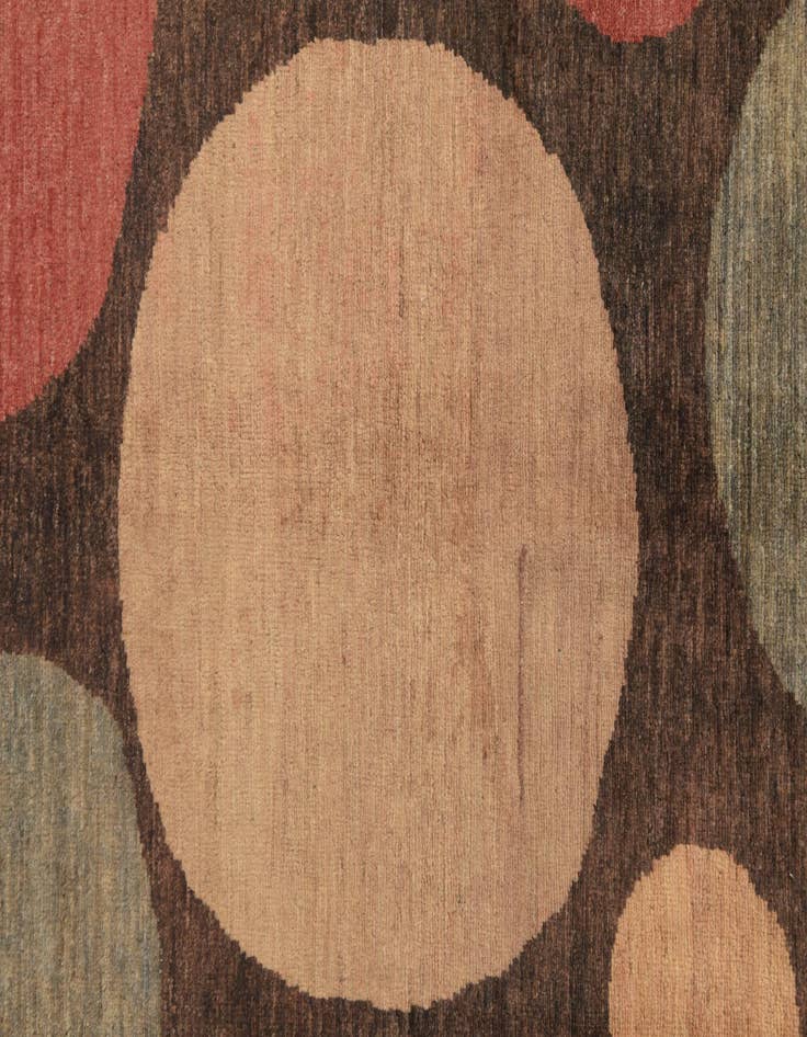 Detail image of  4' x 6'  Hand Knotted Modern Ziegler Rug