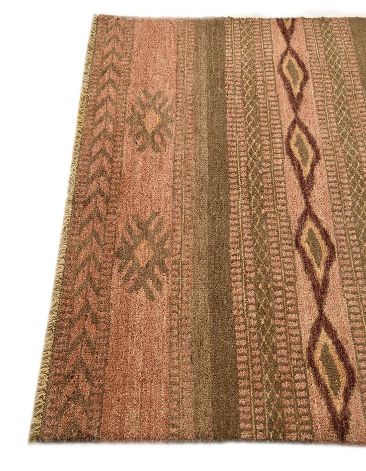 Detail image of  3' 11 x 6' 3  Hand Knotted Modern Ziegler Rug