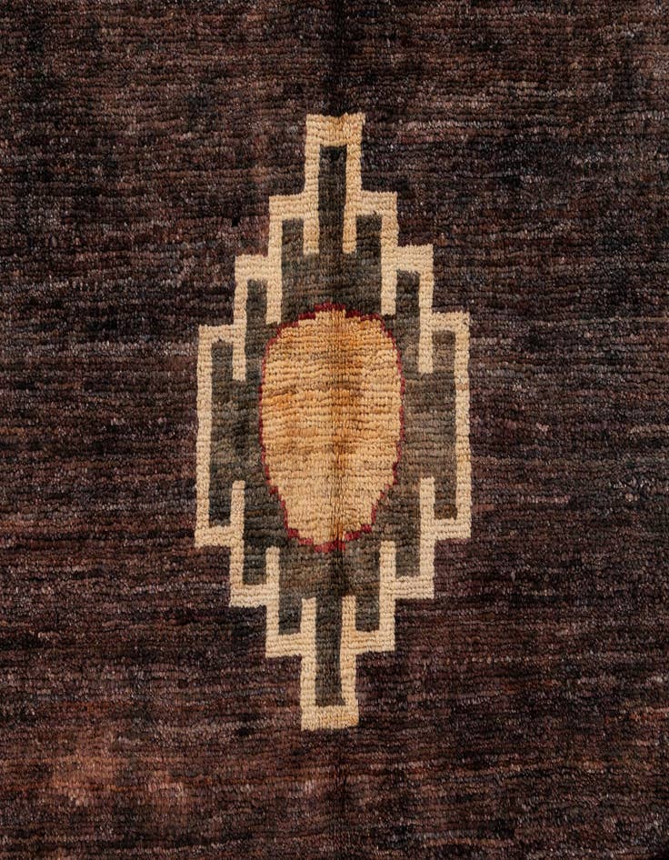 Detail image of  6' 11 x 9' 8  Hand Knotted Modern Ziegler Rug