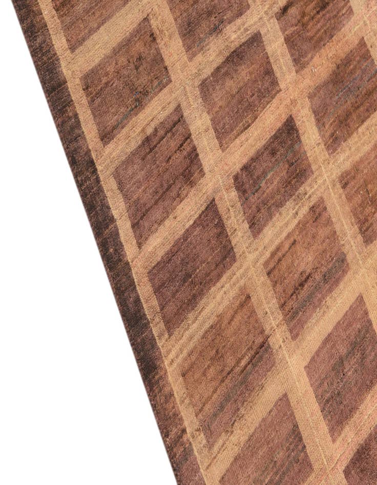 Detail image of  5' 1 x 8' 1  Hand Knotted Modern Ziegler Rug