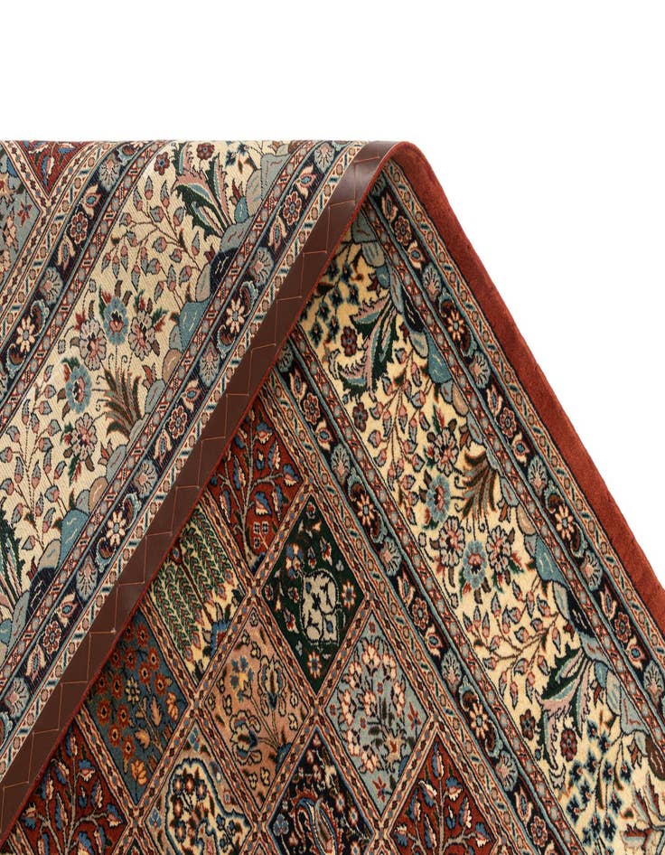 Detail image of  6' 6 x 9' 5 Mood Wool Rug