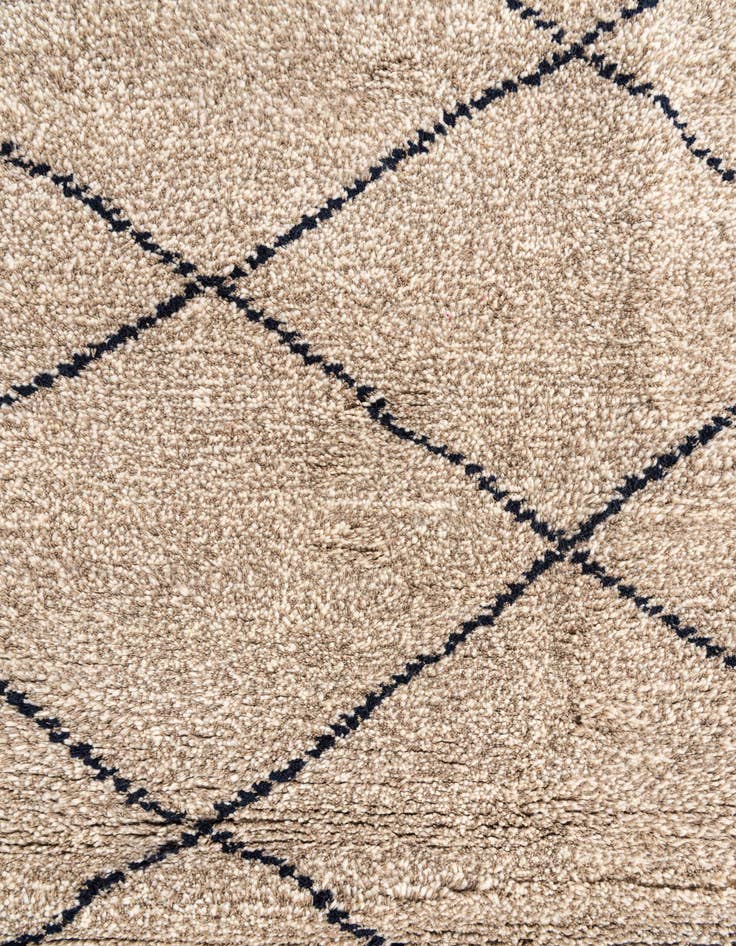 Detail image of  5' 4 x 7' 8  Hand Knotted Moroccan Wool Rug