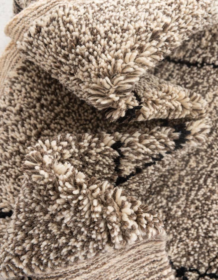 Detail image of  5' x 7' 8  Hand Knotted Moroccan Wool Rug