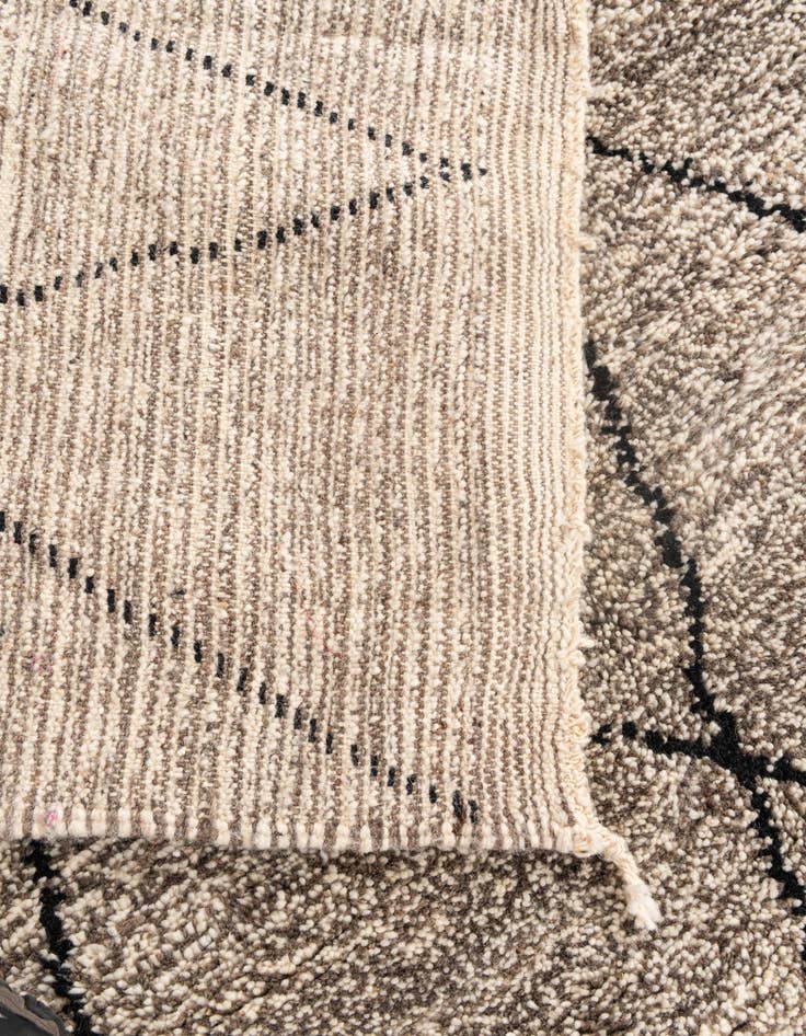 Detail image of  5' x 7' 8  Hand Knotted Moroccan Wool Rug