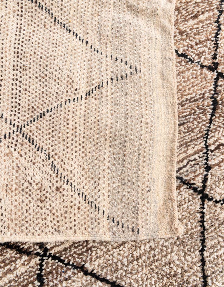 Detail image of  5' x 7' 10  Hand Knotted Moroccan Wool Rug