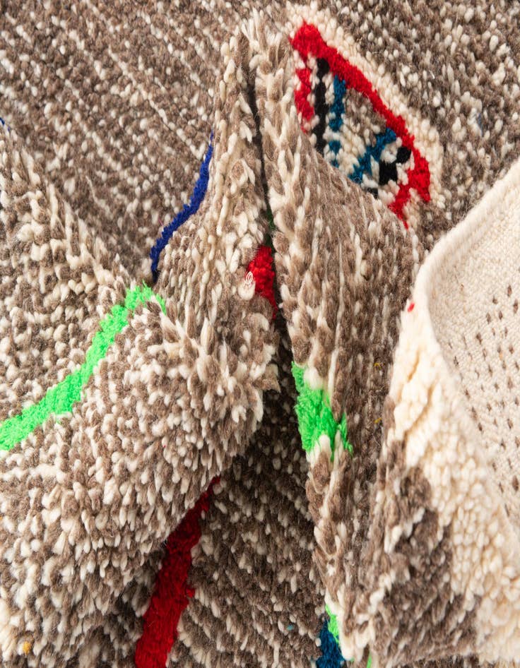 Detail image of  4' 7 x 7' 10  Hand Knotted Moroccan Wool Rug