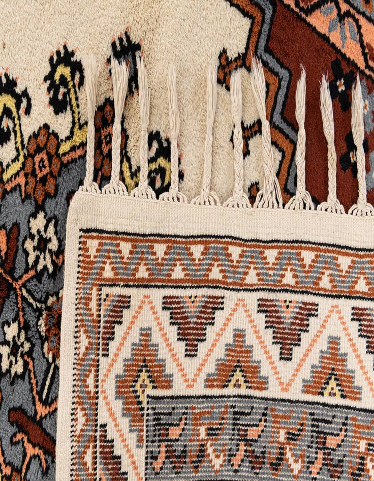 Detail image of  4' 11 x 8'  Hand Knotted Moroccan Wool Rug