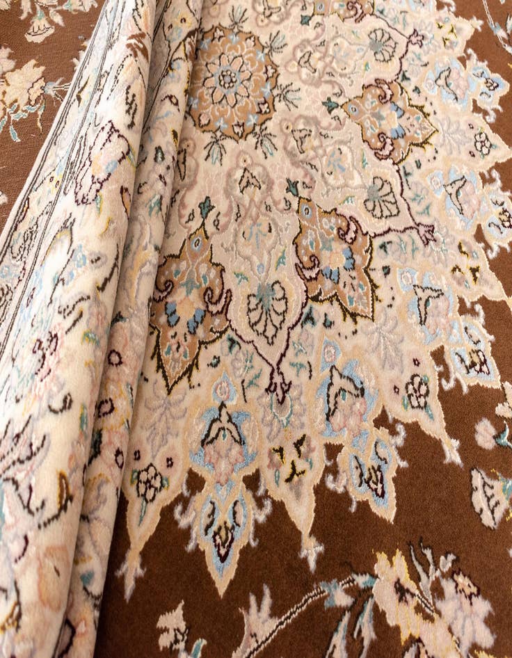 Detail image of  8' 4 x 11' 7 Nain Rug