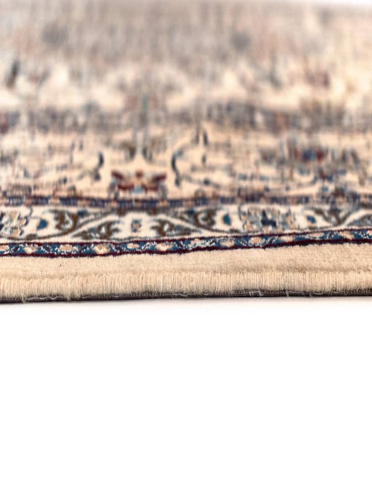 Detail image of  6' 8 x 9' 10 Nain Rug