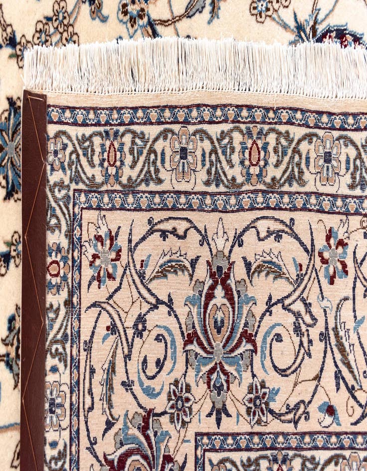 Detail image of  6' 8 x 9' 10 Nain Rug