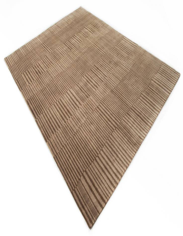 Detail image of 7' 7 x 9' 11 Hand Knotted Nemoh Wool Rug