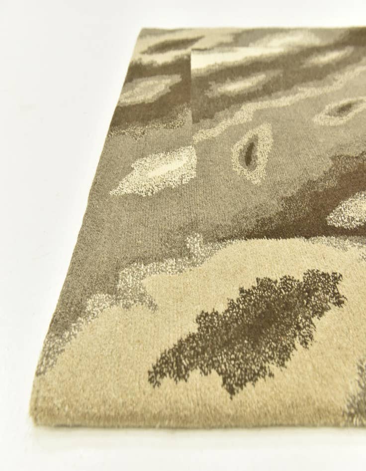 Detail image of  4' x 6'  Hand Knotted Nepal Wool Rug