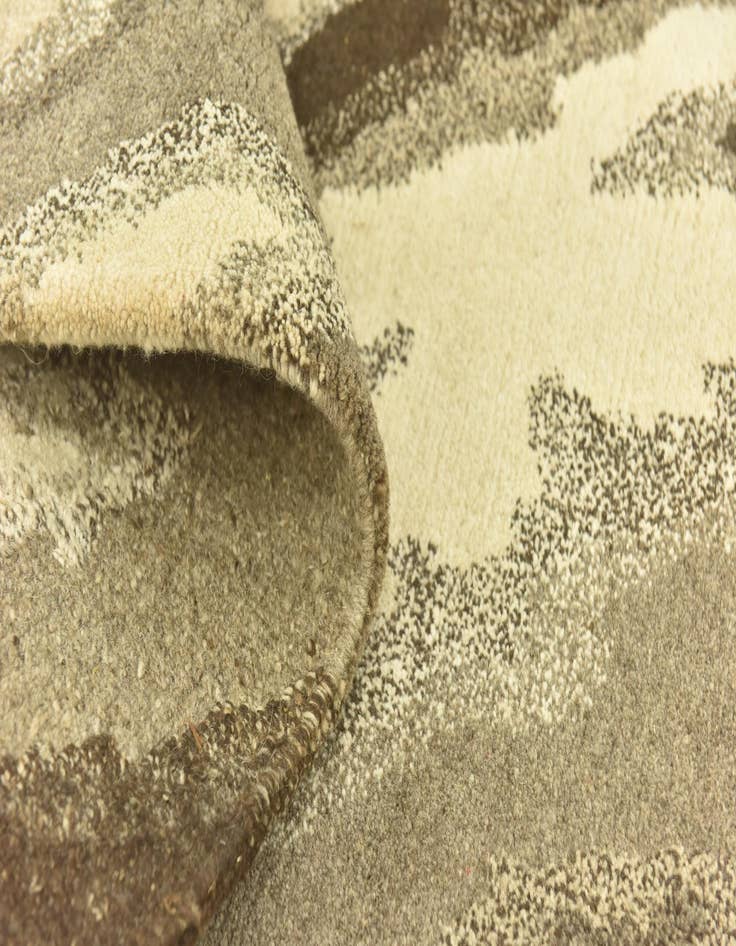 Detail image of  4' x 6' 1  Hand Knotted Nepal Wool Rug