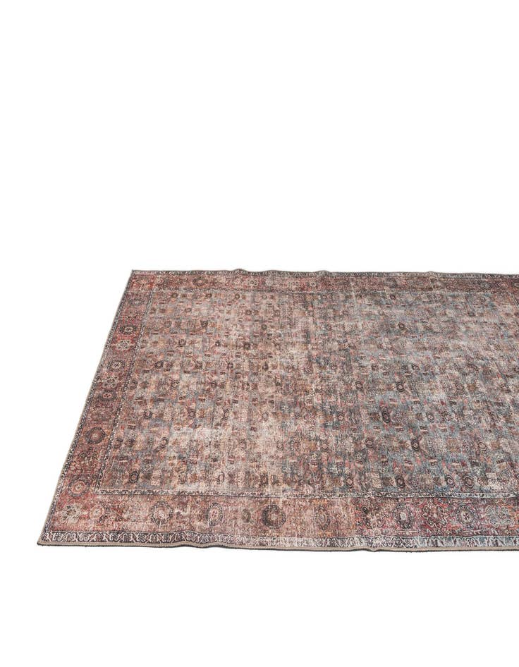 Detail image of  5' x 7' 6 Nostalgia Rug