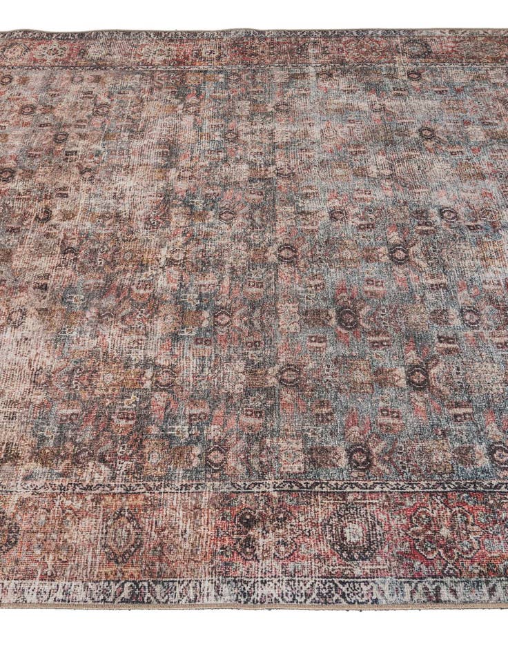 Detail image of  5' x 7' 6 Nostalgia Rug
