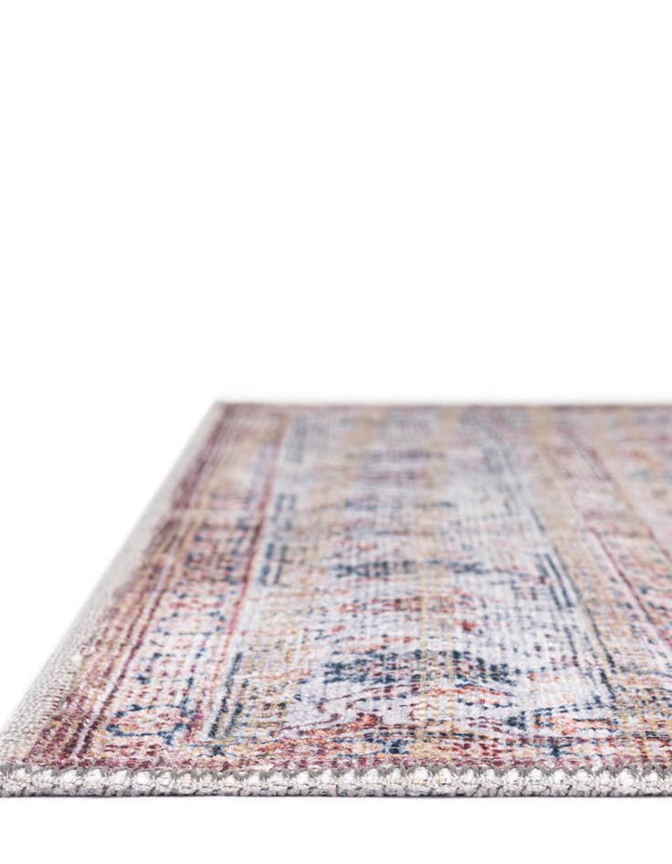 Detail image of  3' 3 x 5' 3 Nostalgia Rug