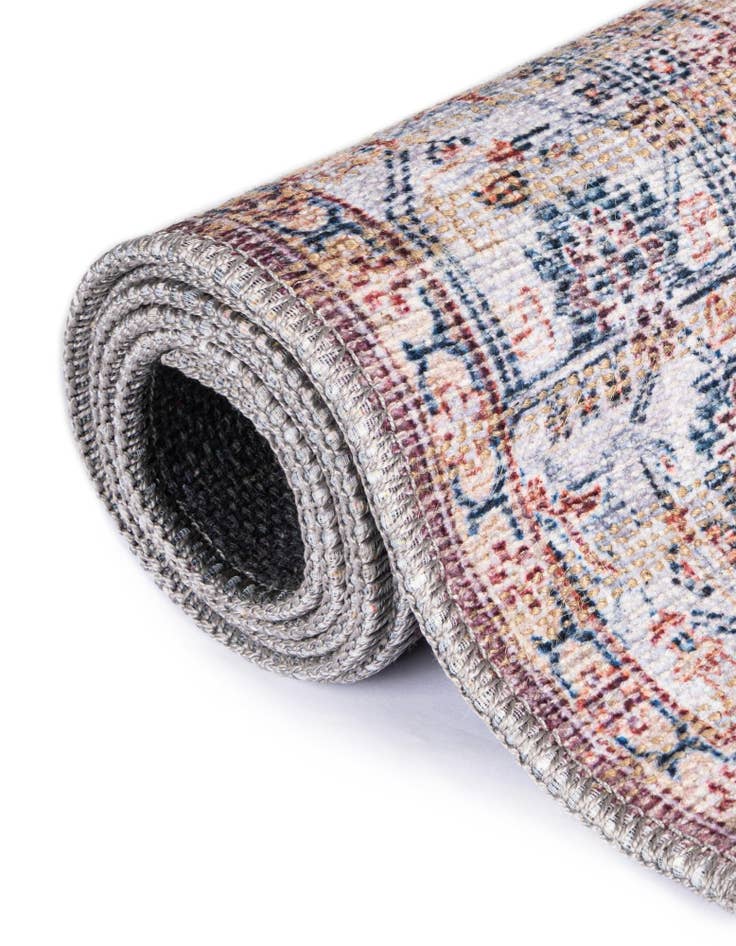 Detail image of  3' 3 x 5' 3 Nostalgia Rug