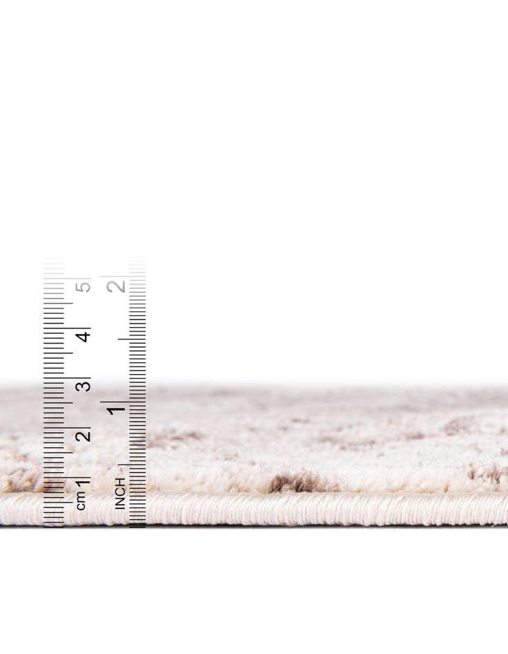 Detail image of  6' x 9' Oasis Rug