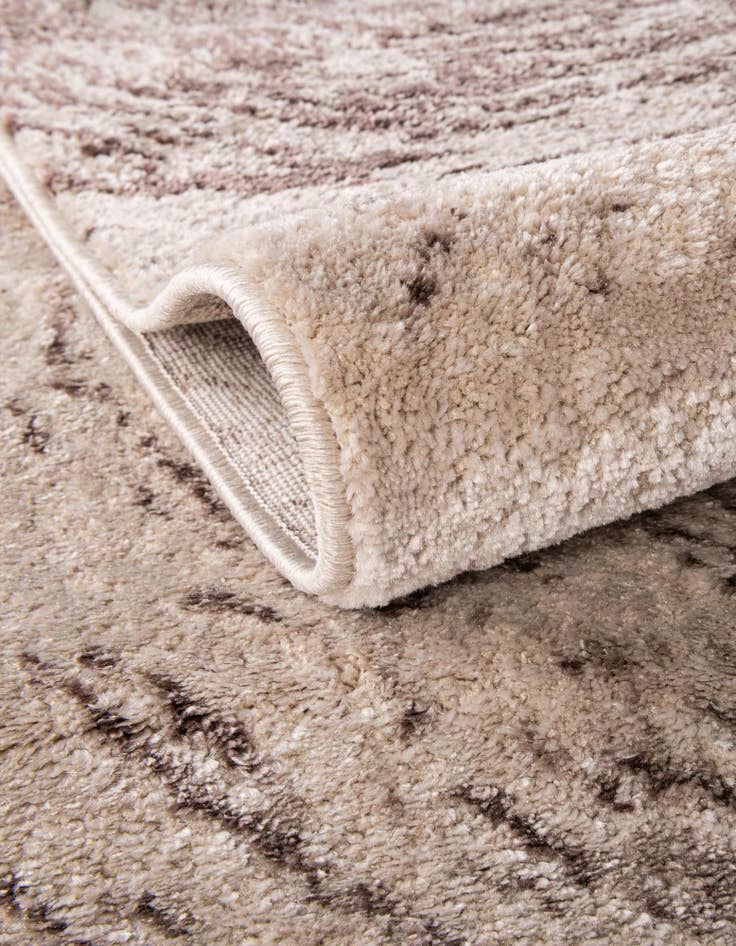 Detail image of  6' x 9' Oasis Rug