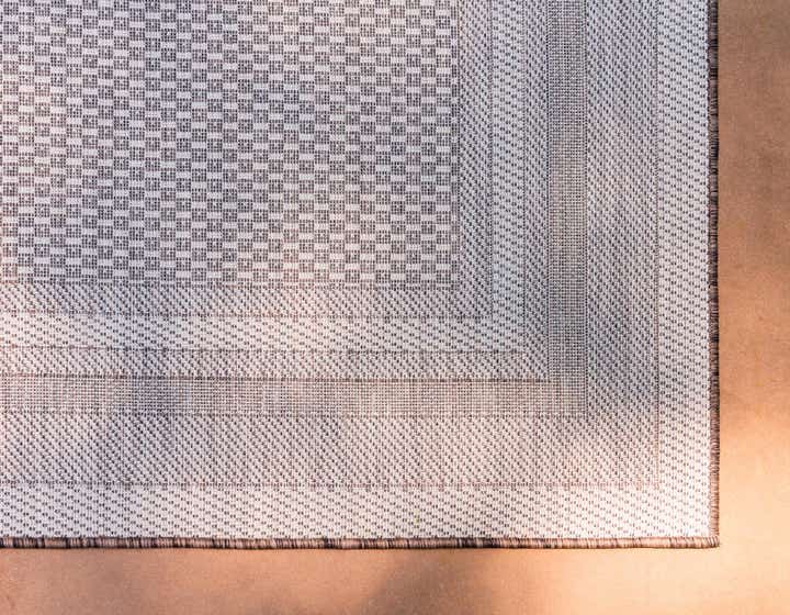 Brown 5' 3 x 7' Border Indoor / Outdoor Rug | Rugs.com