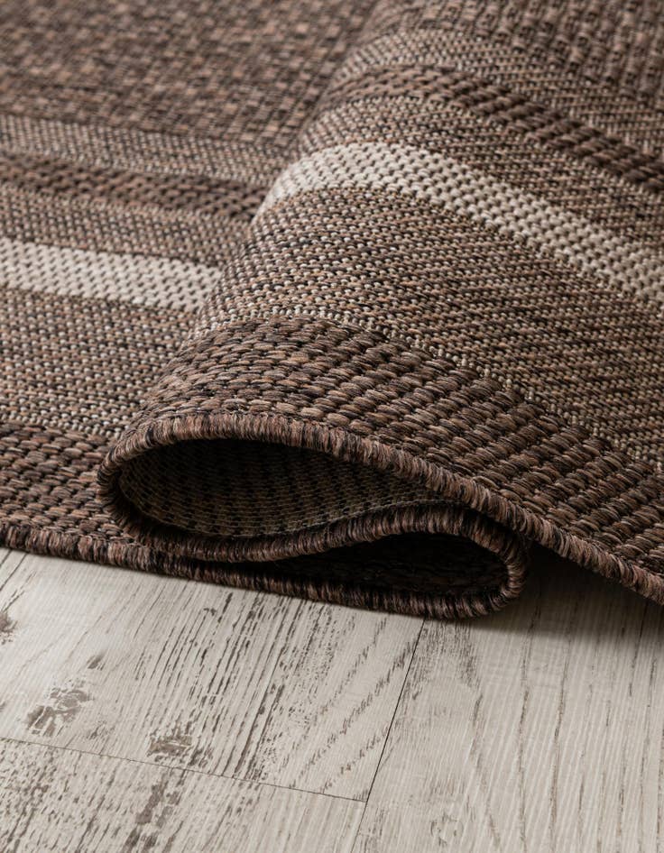Detail image of  7' 10 x 11'  Washable Border Indoor / Outdoor Rug