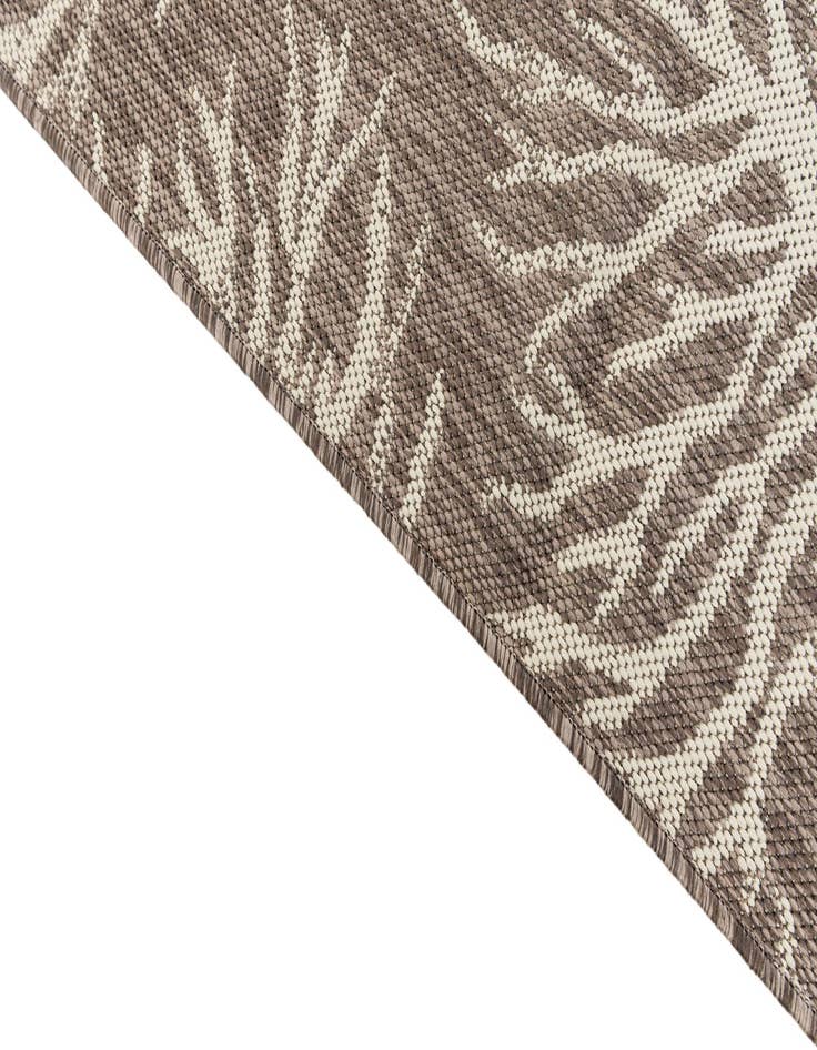 Detail image of  5' 3 x 7' 8  Washable Botanical Indoor / Outdoor Rug