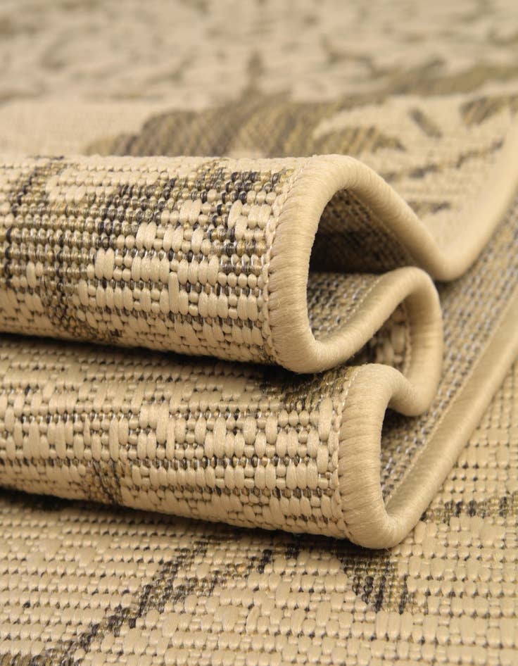 Detail image of  5' 3 x 8'  Washable Botanical Indoor / Outdoor Rug