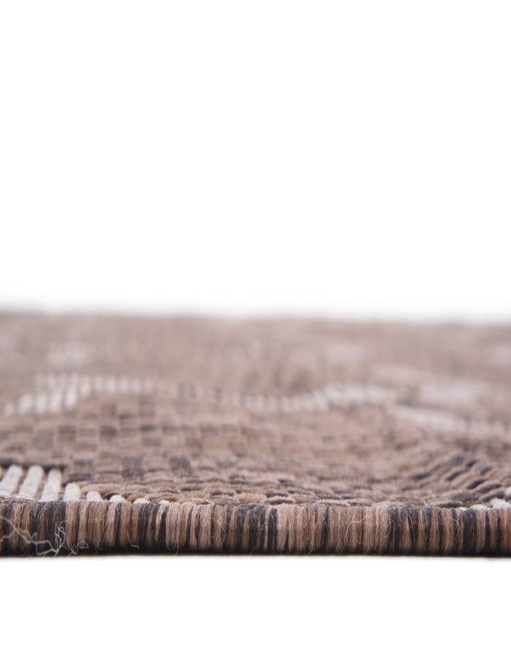 Detail image of  7' x 10'  Washable Lattice Indoor / Outdoor Rug