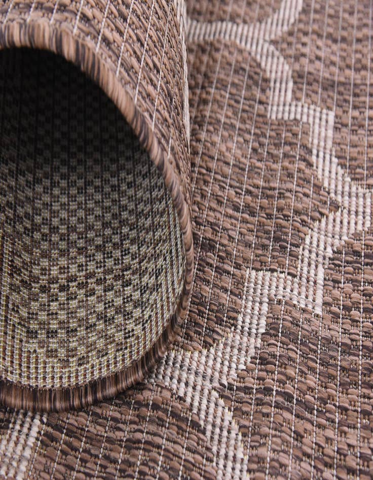 Detail image of  4' x 6'  Washable Lattice Indoor / Outdoor Rug