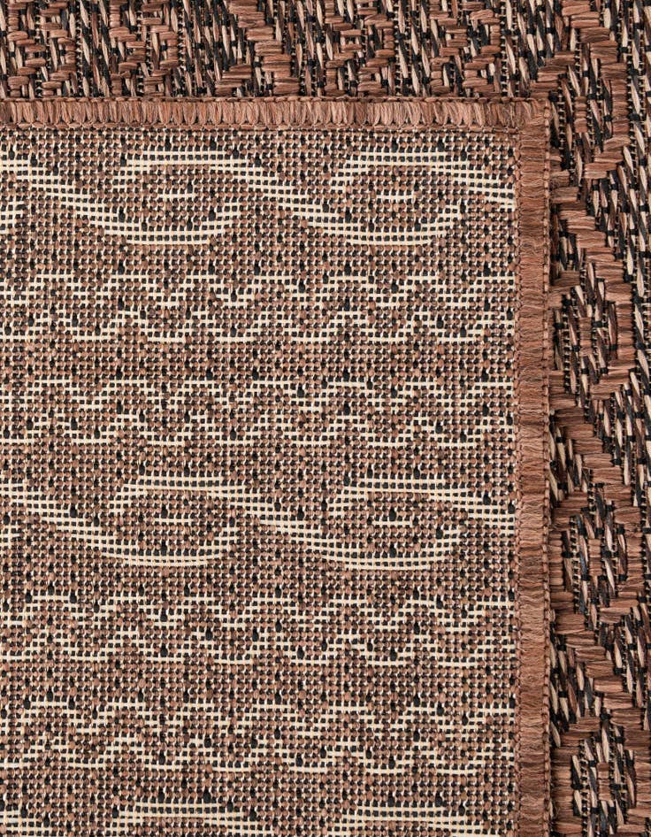 Detail image of  7' x 10'  Washable Modern Indoor / Outdoor Rug