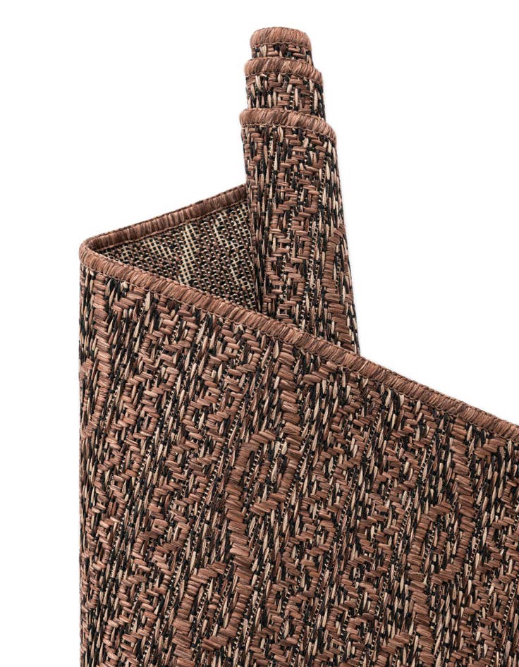 Detail image of  7' x 10'  Washable Modern Indoor / Outdoor Rug