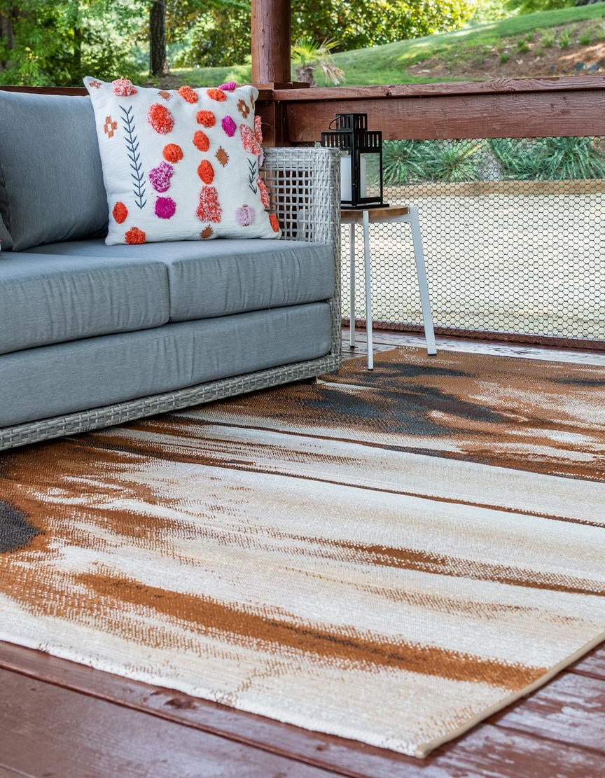 Brown 10' x 12' 2 Modern Indoor / Outdoor Rug | Rugs.com