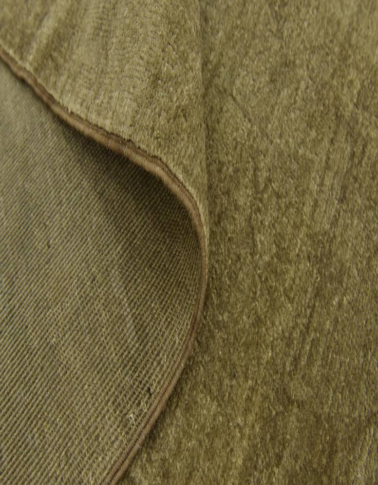 Detail image of  6' 6 x 9' 9  Hand Knotted Over-Dyed Ziegler Rug