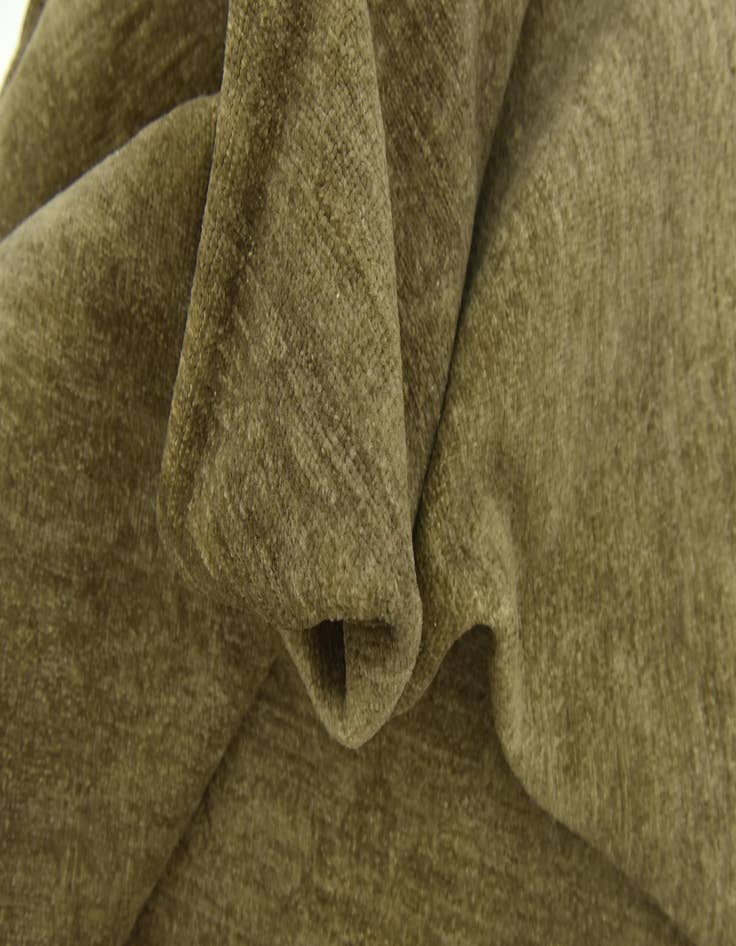 Detail image of  6' 6 x 9' 9  Hand Knotted Over-Dyed Ziegler Rug