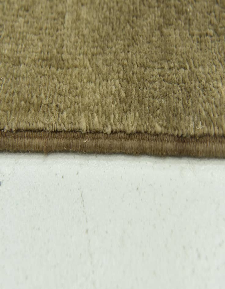 Detail image of  6' 6 x 9' 9  Hand Knotted Over-Dyed Ziegler Rug