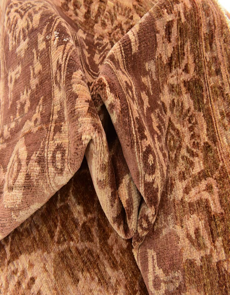 Detail image of  6' 5 x 10'  Hand Knotted Peshawar Ziegler Rug