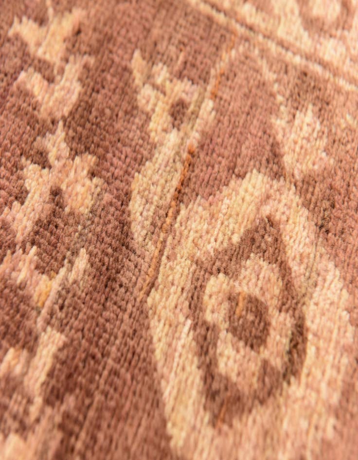 Detail image of  6' 5 x 10'  Hand Knotted Peshawar Ziegler Rug